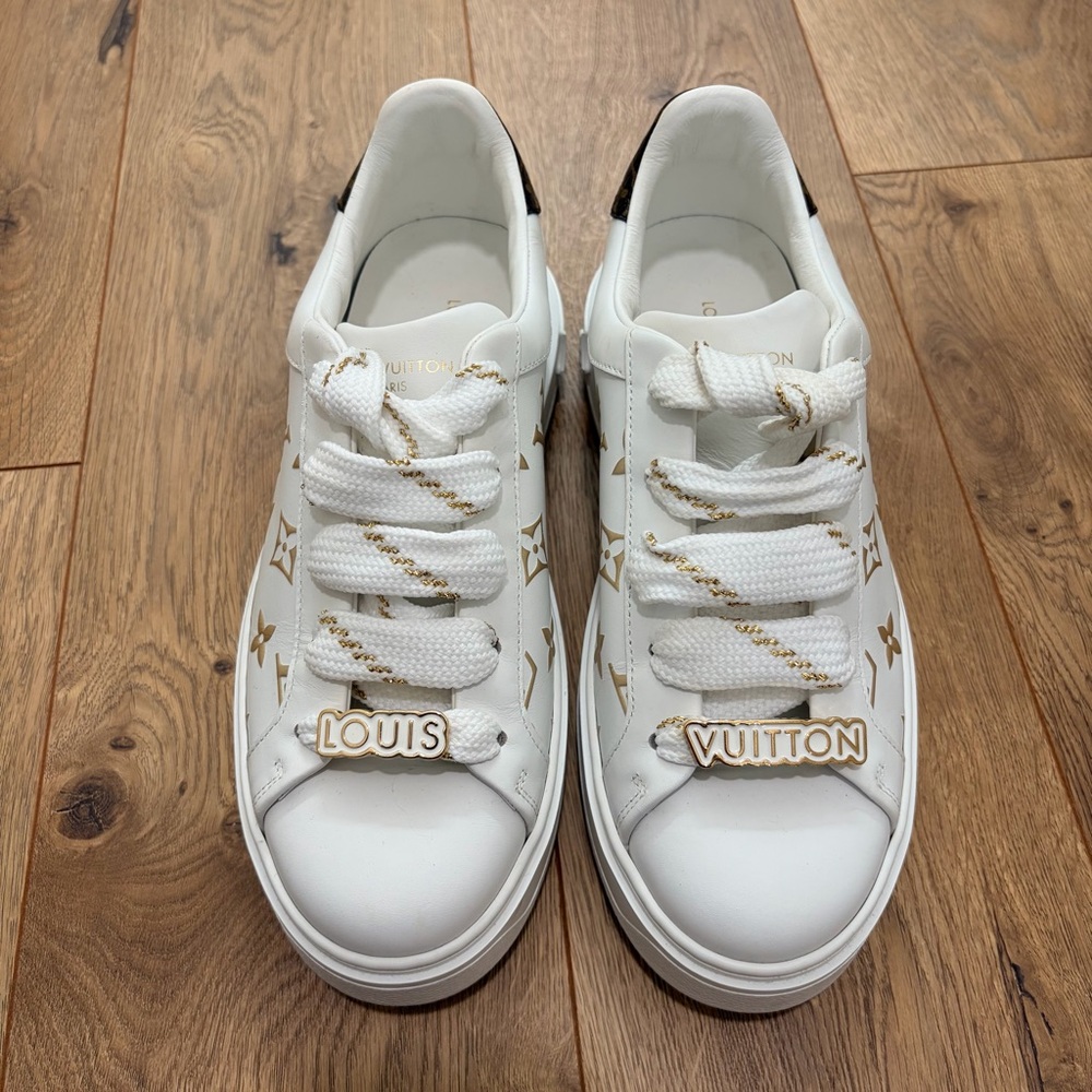LOUIS VUITTON Time Out Sneakers 'White with Gold Monogram' - Size 38 / US 7.5-8 - Picture 2 of 10